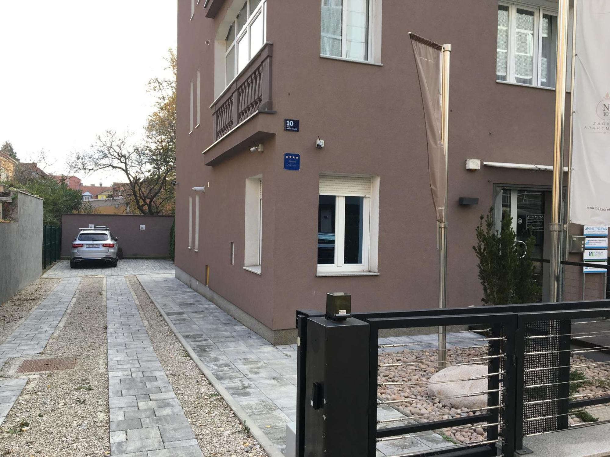 Apartments N10 Загреб Екстериор снимка