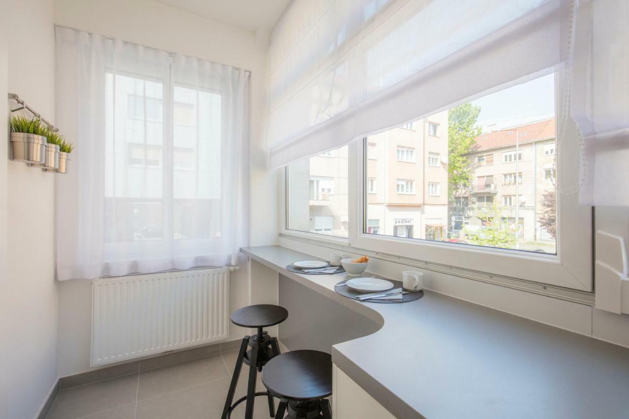 Apartments N10 Загреб Екстериор снимка