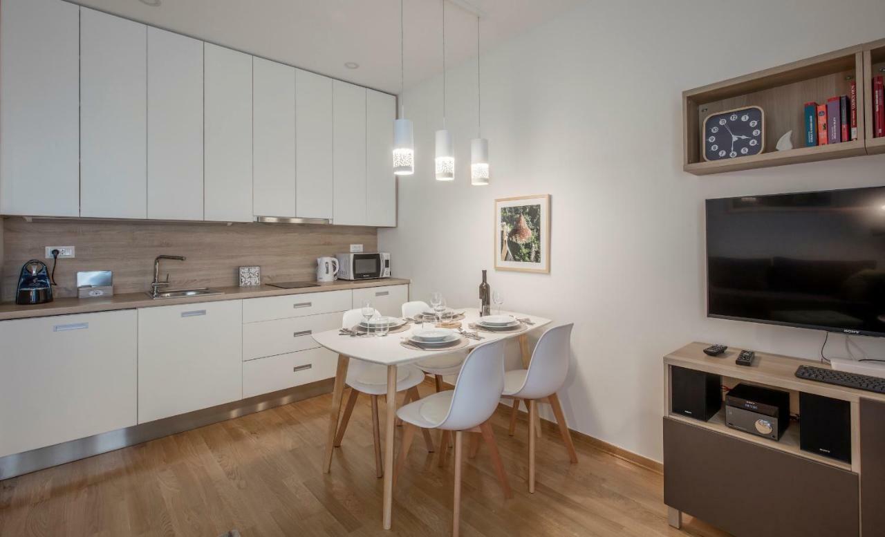 Apartments N10 Загреб Екстериор снимка